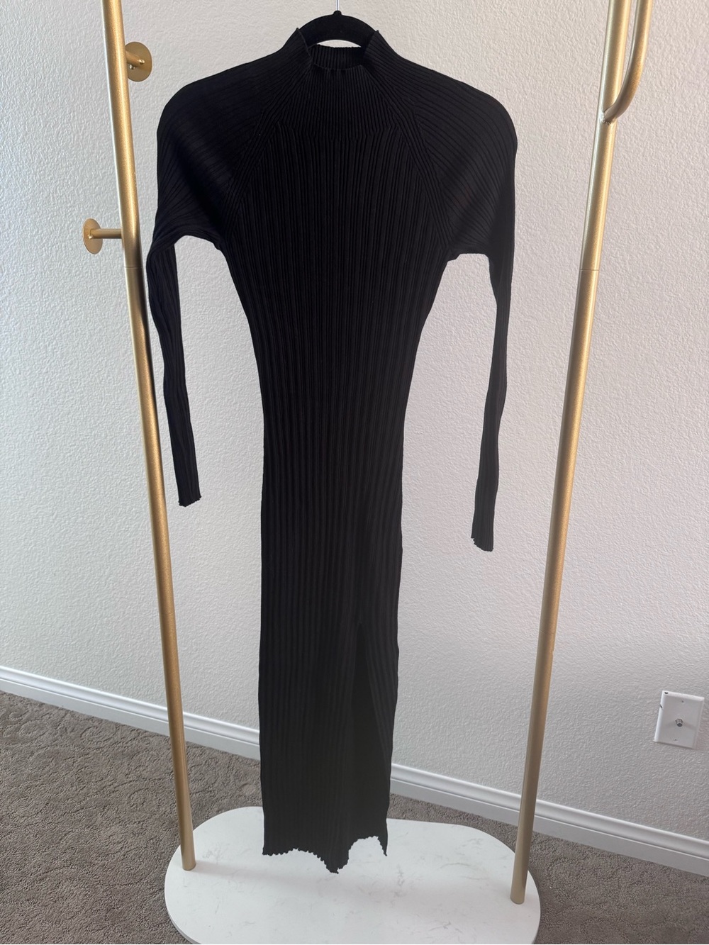 Vici Black Ribbed Maxi Dress with Long Sleeves